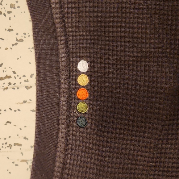 Coogi Waffle Knit Embroidered Spellout Crewneck Sweater Vintage Y2K - Picture 11 of 12